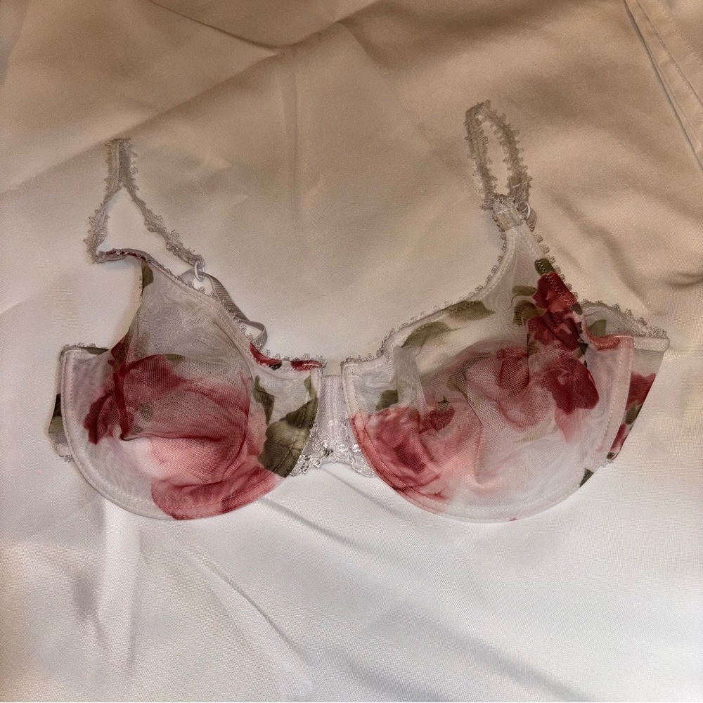 2/$30 Cabernet Sheer Lace Underwire Bra Size 36C